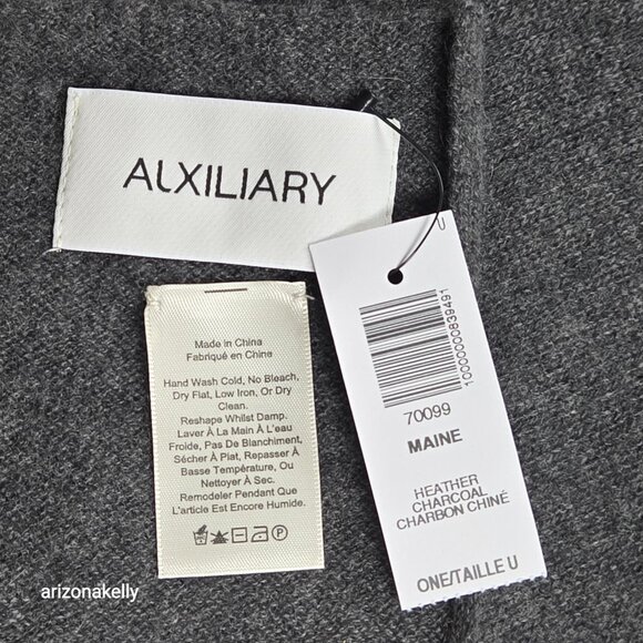 NWT Cashmere Knit Grey Scarf Auxiliary Aritzia Maine - Picture 6 of 6